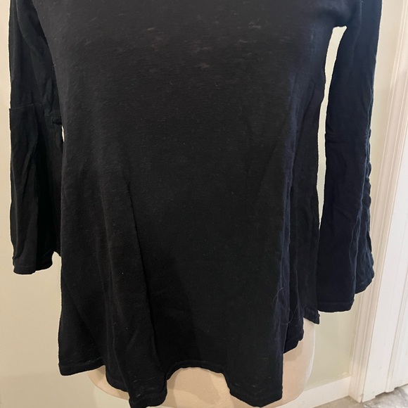 Three Dots Black Long Sleeve V-Neck 3/4 Bell Sleeve Top Size XS - Picture 3 of 12